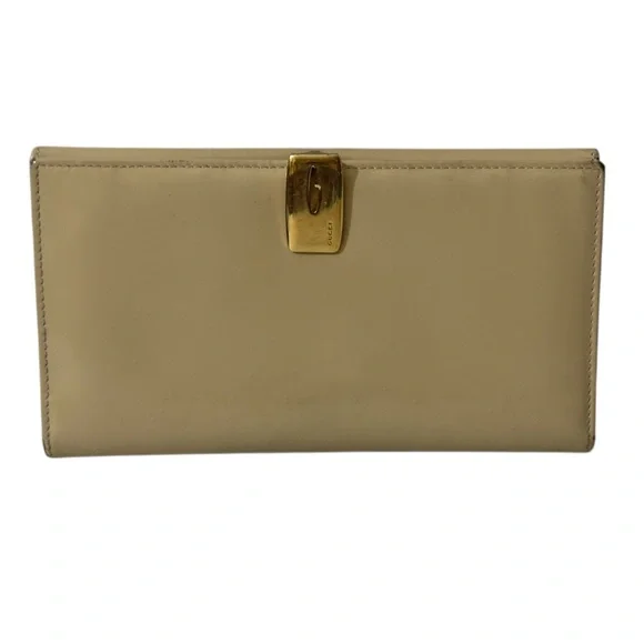 Gucci Vintage Patent Leather Wallet – Beige Nude Tab Clasp – 1980s